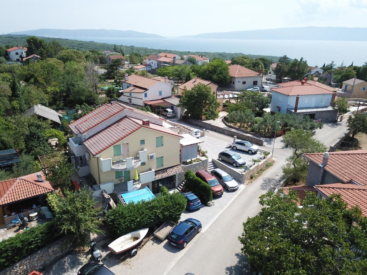 Lavanda Apartments&Studios Пинезичи Экстерьер фото